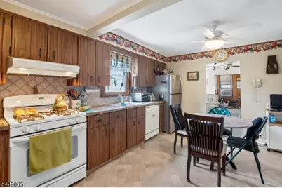 6 Crestwood Ct, Lincoln Park, NJ 07035 - Photo 6