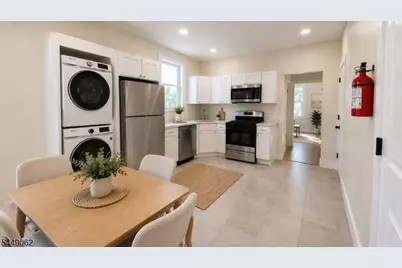 223 Munn Ave #2L, Irvington, NJ 07111 - Photo 8