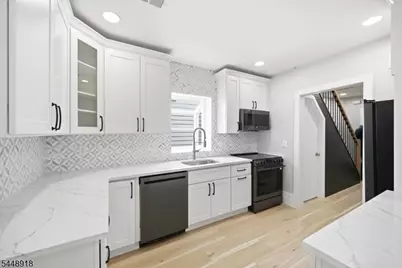 9 Morton St, Morristown, NJ 07960 - Photo 16