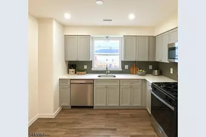156 Ridgewood Ave #1, Newark, NJ 07108 - Photo 4