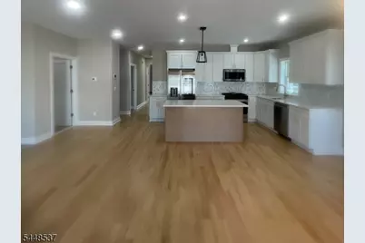 1297 Avy St, Hillside, NJ 07205 - Photo 6