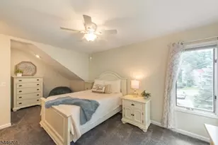 20 Petersburg Ct, Jefferson Township, NJ 07438 - Photo 18