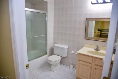 43 Cleveland Ave, East Hanover Township, NJ 07936 - Photo 36