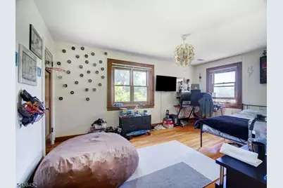 1136 Coolidge Rd, Elizabeth, NJ 07208 - Photo 10