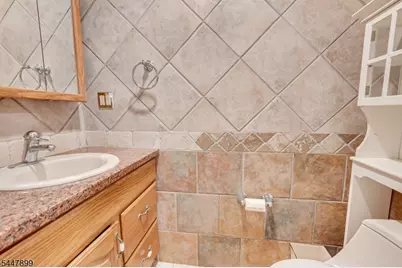 20 Tamarack Rd, Franklin Township, NJ 08873 - Photo 24