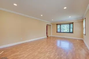 20 Tamarack Rd, Franklin Township, NJ 08873 - Photo 8