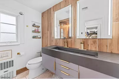 562 Irvington Ave, Elizabeth, NJ 07208 - Photo 20