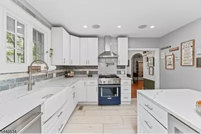562 Irvington Ave, Elizabeth, NJ 07208 - Photo 28