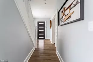 11 Edison St, Bloomfield, NJ 07003 - Photo 22