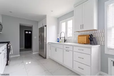 11 Edison St, Bloomfield, NJ 07003 - Photo 16