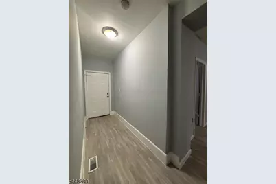 764 S 16th St #3, Newark, NJ 07103 - Photo 8