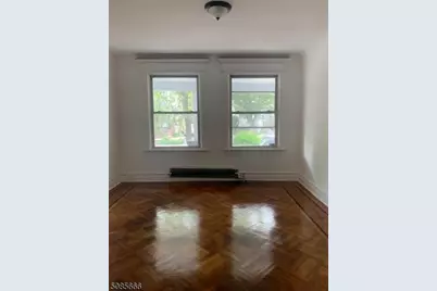 852 S 13th St, Newark, NJ 07108 - Photo 24