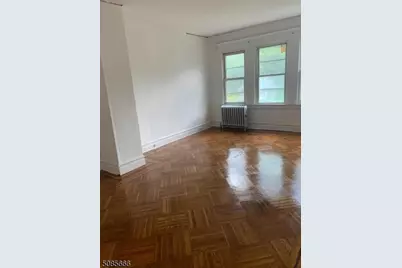 852 S 13th St, Newark, NJ 07108 - Photo 22