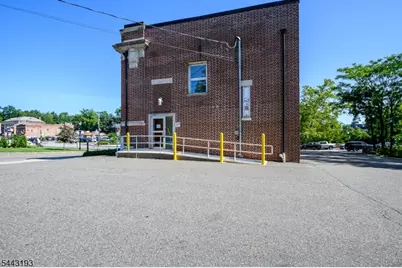 213 Chestnut Street, Nutley, NJ 07110 - Photo 4