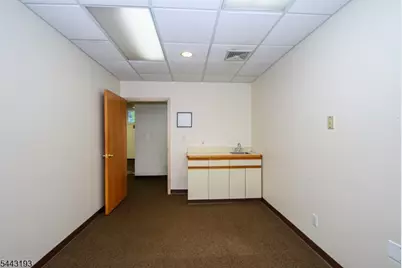213 Chestnut Street, Nutley, NJ 07110 - Photo 18