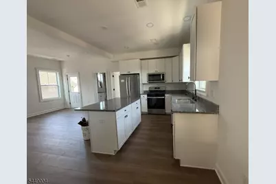 37 N Bridge St, Somerville, NJ 08876 - Photo 4