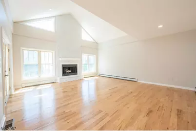 25 Park Pl, Little Falls Township, NJ 07424 - Photo 18