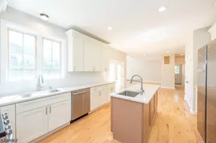 25 Park Pl, Little Falls Township, NJ 07424 - Photo 12