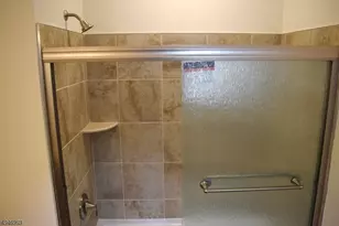 229 Parkview Ln, Rockaway Township, NJ 07866 - Photo 14