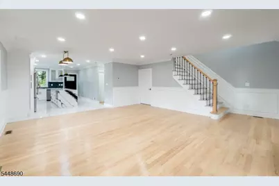 9 Hugenot St, East Hanover Township, NJ 07936 - Photo 8