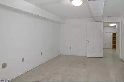 903 Wetherburn Ct, Raritan Township, NJ 08822 - Photo 20