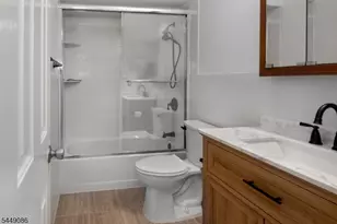 903 Wetherburn Ct, Raritan Township, NJ 08822 - Photo 12