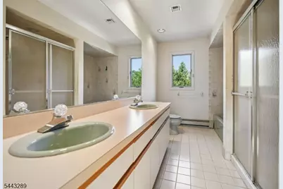 22 Garrity Ter, Montville Township, NJ 07058 - Photo 32