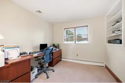 133 Sandra Dr, Parsippany, NJ 07054 - Photo 34