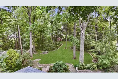 51 Union County Pkwy, Clark Township, NJ 07066 - Photo 12