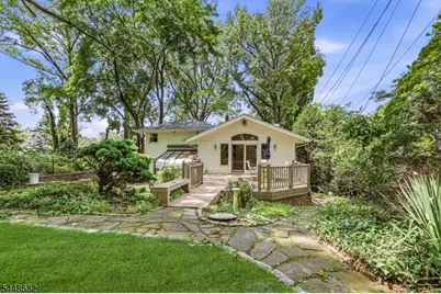 51 Union County Pkwy, Clark Township, NJ 07066 - Photo 8