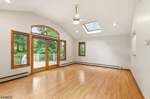 51 Union County Pkwy, Clark Township, NJ 07066 - Photo 18