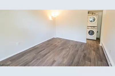 355-371 River Road #E, Nutley Twp., NJ 07110 - Photo 18