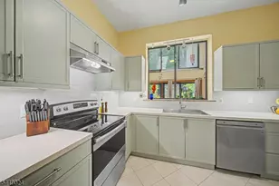 205 Joseph Ln, Mine Hill, NJ 07803 - Photo 4