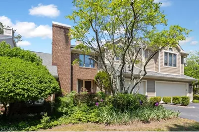 7 Lenox Ct, Montville Township, NJ 07045 - Photo 2