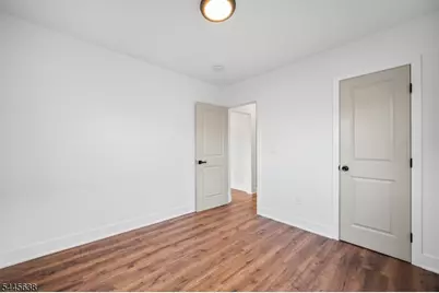 15 Dunkerly St, Totowa, NJ 07512 - Photo 8