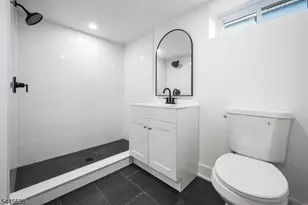 15 Dunkerly St, Totowa, NJ 07512 - Photo 14