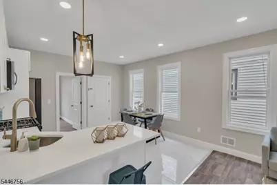 89 Schley St, Newark, NJ 07112 - Photo 16