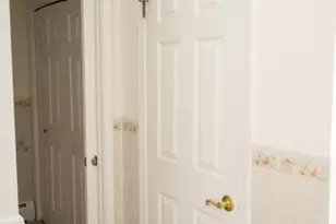 40 Oaktree Ln, Bloomfield, NJ 07003 - Photo 12