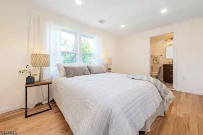 11 William St #B, Montclair, NJ 07042 - Photo 10