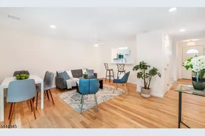 11 William St #B, Montclair, NJ 07042 - Photo 4