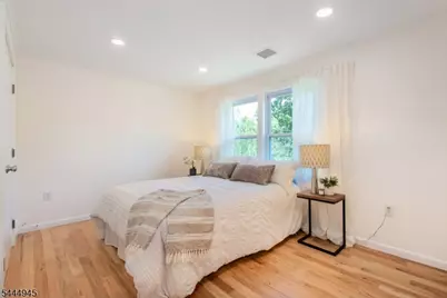 11 William St #B, Montclair, NJ 07042 - Photo 12