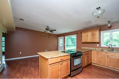 35 Glenwood Dr, Montville Township, NJ 07045 - Photo 16