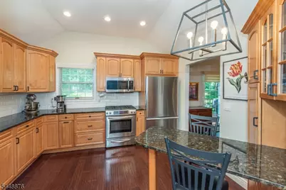 18 Century Ct, Montville Township, NJ 07045 - Photo 2