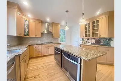 121 Columbia Ave, Cranford Township, NJ 07016 - Photo 30