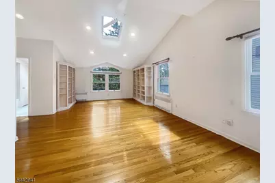 121 Columbia Ave, Cranford Township, NJ 07016 - Photo 18