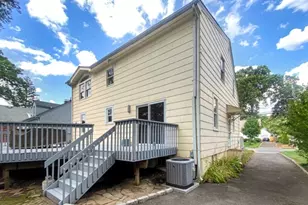 121 Columbia Ave, Cranford Township, NJ 07016 - Photo 2
