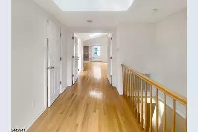 121 Columbia Ave, Cranford Township, NJ 07016 - Photo 10