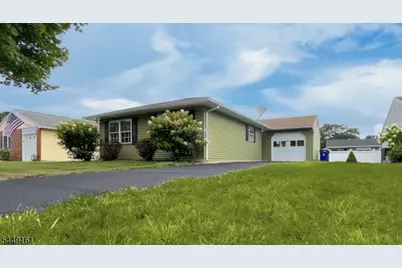 11 Reef Pl, Brick Twp., NJ 08723 - Photo 1