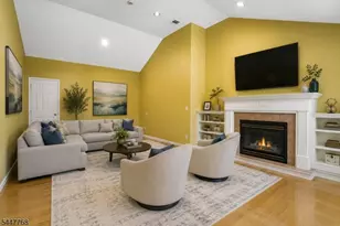 328 Hillside Ave, Livingston, NJ 07039 - Photo 14