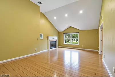 328 Hillside Ave, Livingston, NJ 07039 - Photo 16